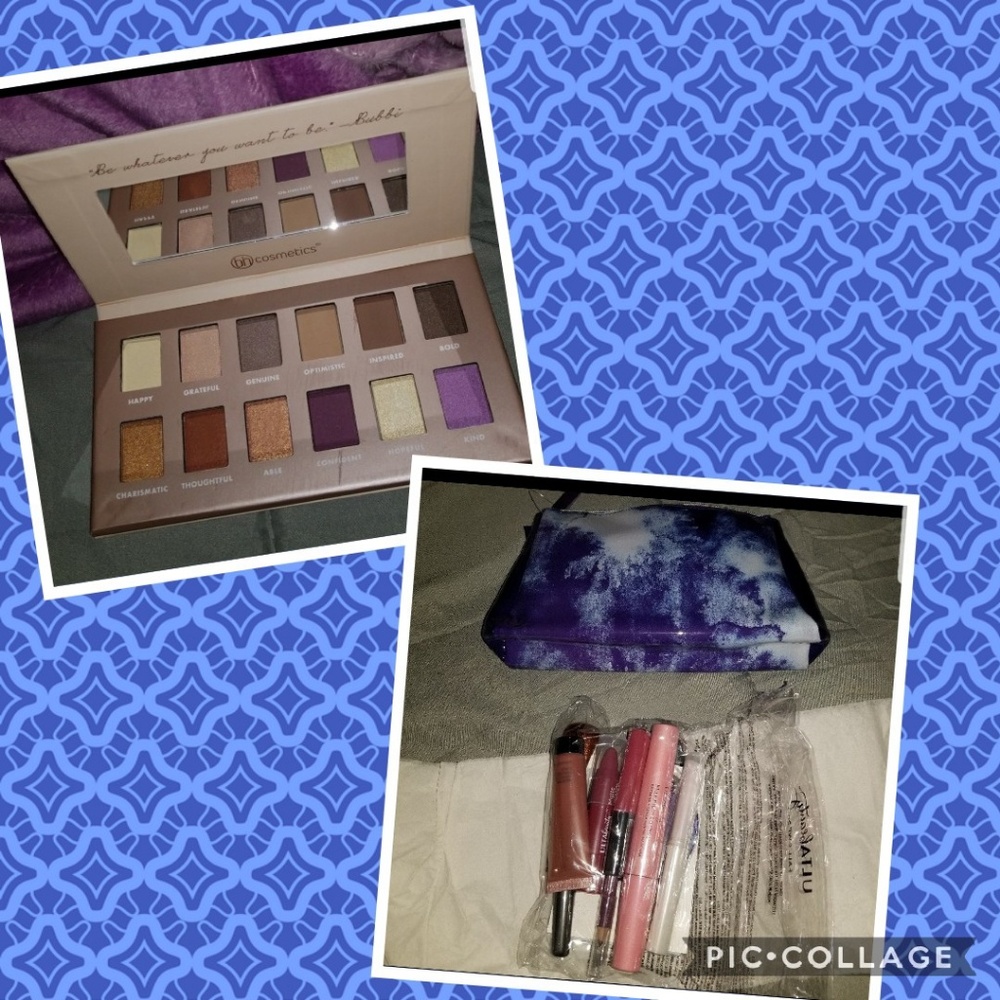 Ulta Beauty Gift Set and Eyeshadow palette